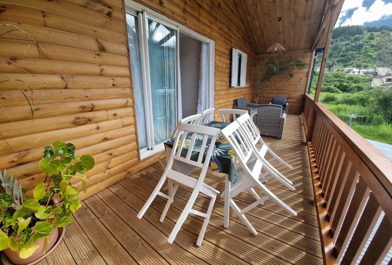 Chambre D'Hote Les Amoureux Du Cirque Cilaos Exterior photo